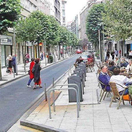 6 Habitaciones, Completo En Pleno Centro アパート サンティアゴ・デ・コンポステーラ